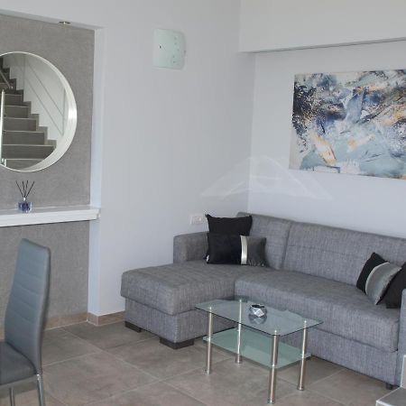 Attic Apartments Айя-Анна Екстер'єр фото