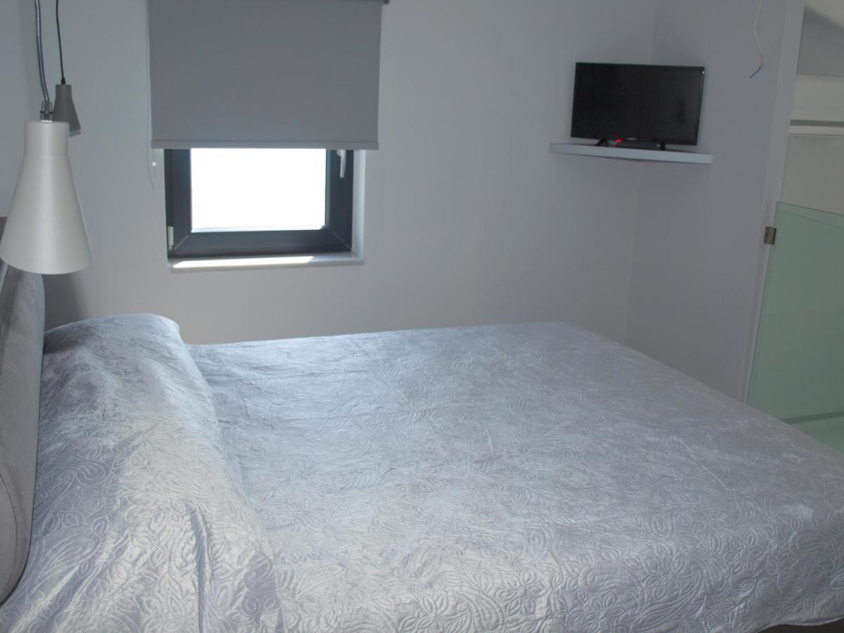 Attic Apartments Айя-Анна Екстер'єр фото