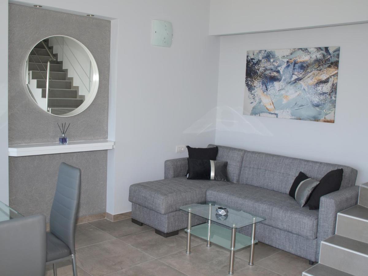 Attic Apartments Айя-Анна Екстер'єр фото